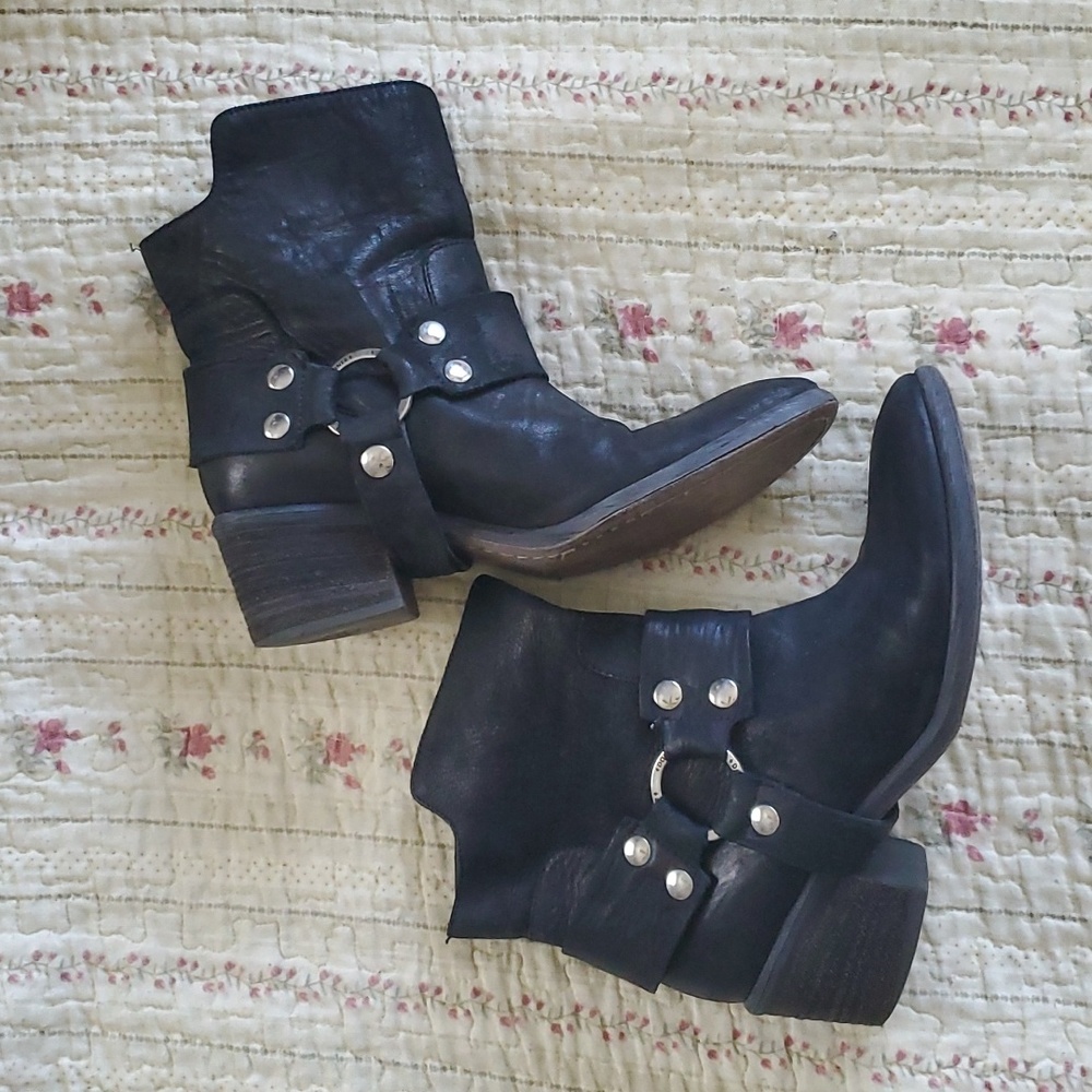 Black Harness Dasha Boots Donald Pliner